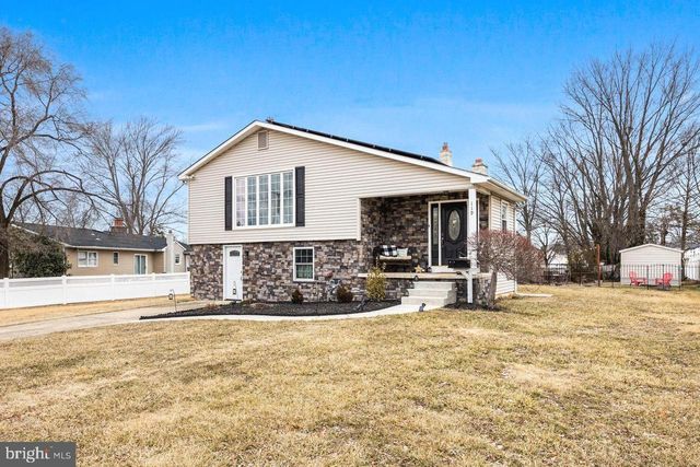 119 LINDA AVE, Delran, NJ 08075