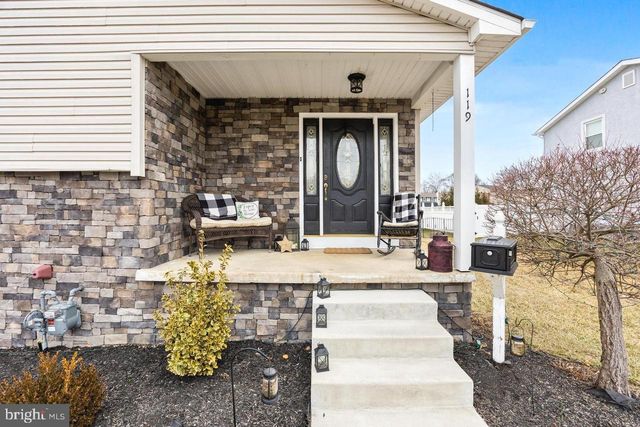 119 LINDA AVE, Delran, NJ 08075