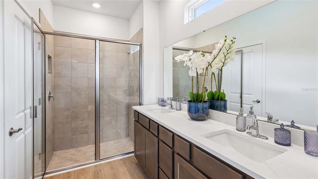 8625 PINECREST TRAIL, Wildwood, FL 34785