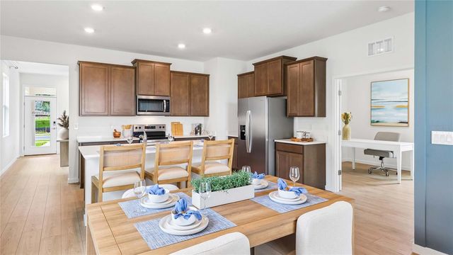 8625 PINECREST TRAIL, Wildwood, FL 34785