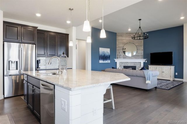 8015 S Vandriver Way, Aurora, CO 80016