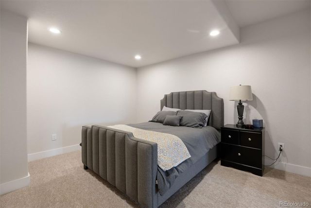 8015 S Vandriver Way, Aurora, CO 80016
