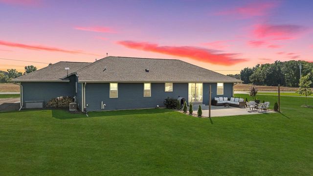 7802 N BROWN COUNTY LINE ROAD, Pulaski, WI 54162