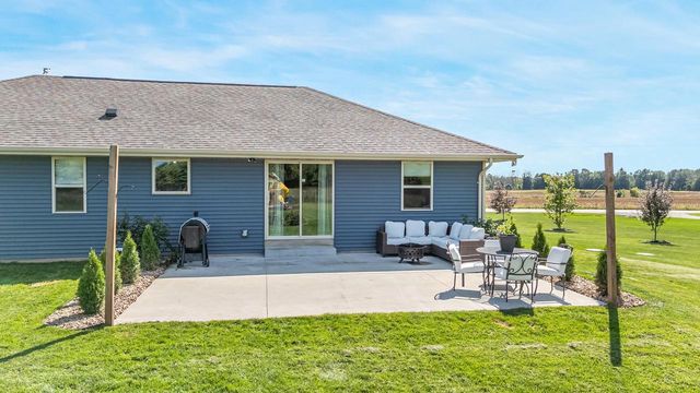 7802 N BROWN COUNTY LINE ROAD, Pulaski, WI 54162