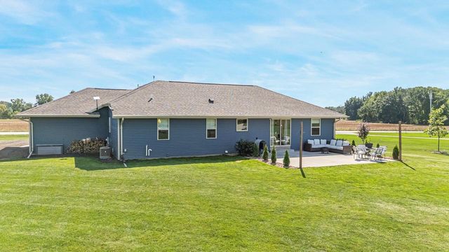 7802 N BROWN COUNTY LINE ROAD, Pulaski, WI 54162