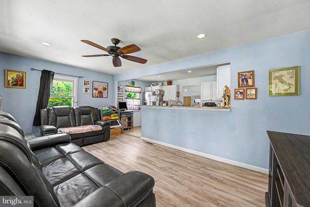 508 CUSHMAN AVE, Williamstown, NJ 08094