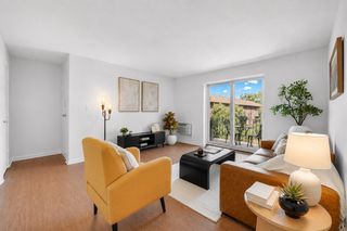 35 Westgate Rd 6, Boston, MA 02467