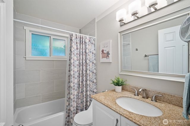 2459 Crestline Street, Ferndale, WA 98248