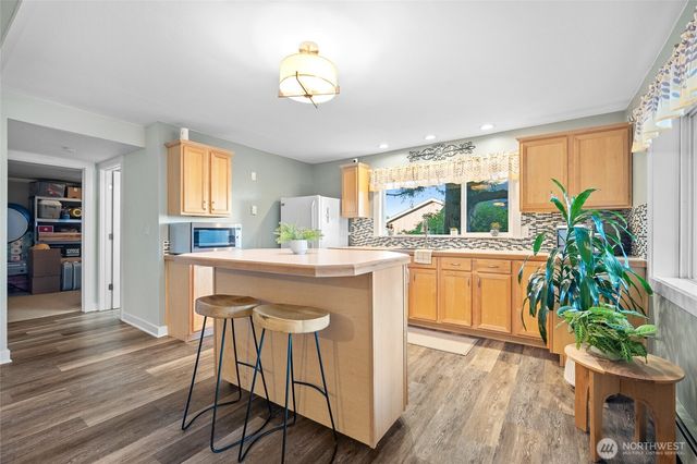 2459 Crestline Street, Ferndale, WA 98248