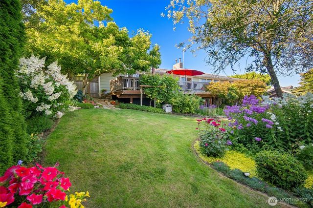 2459 Crestline Street, Ferndale, WA 98248