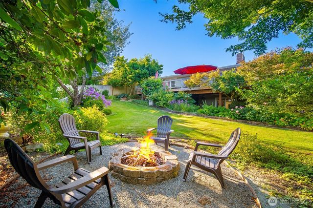 2459 Crestline Street, Ferndale, WA 98248