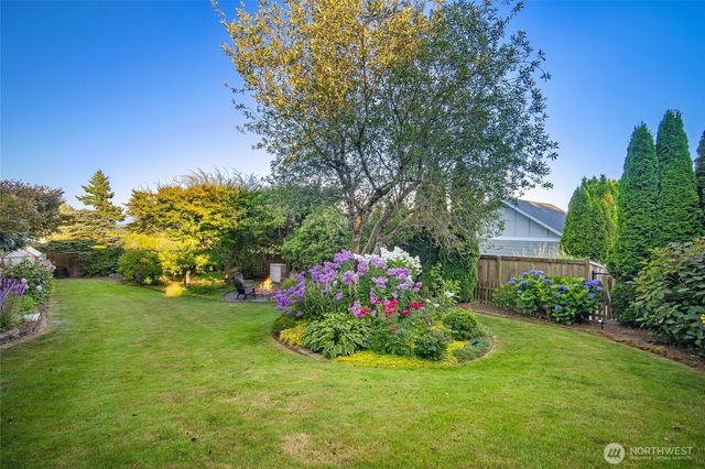 2459 Crestline Street, Ferndale, WA 98248