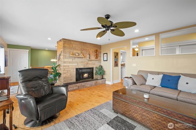 2459 Crestline Street, Ferndale, WA 98248