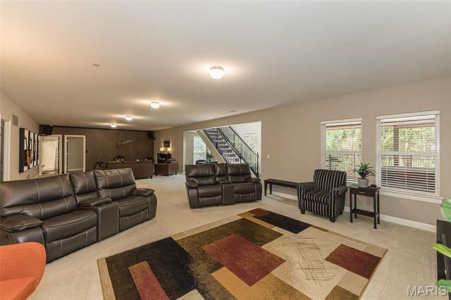 4081 Stonecroft Drive, St Charles, MO 63304