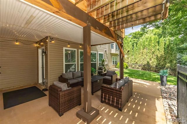 4081 Stonecroft Drive, St Charles, MO 63304