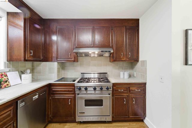 235 Highland Ave, Piedmont, CA 94611