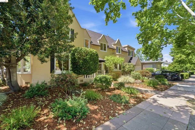 235 Highland Ave, Piedmont, CA 94611