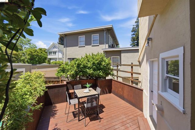 235 Highland Ave, Piedmont, CA 94611