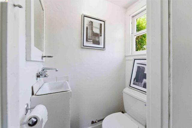 235 Highland Ave, Piedmont, CA 94611