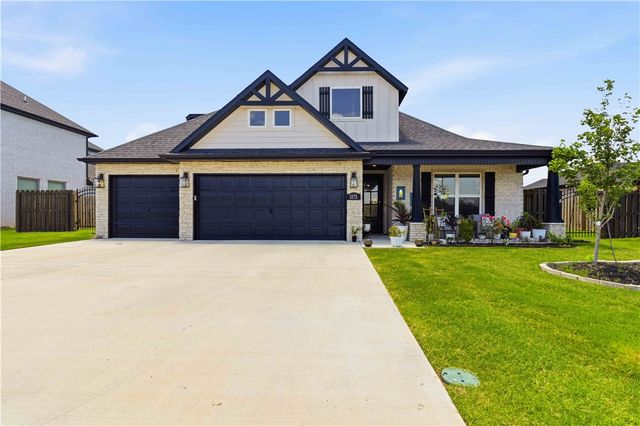 1171 Longbourn Drive, Centerton, AR 72719