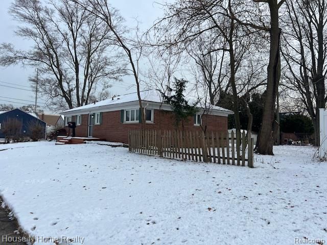 2500 E Hudson Avenue, Royal Oak, MI 48067