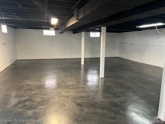 2500 E Hudson Avenue, Royal Oak, MI 48067