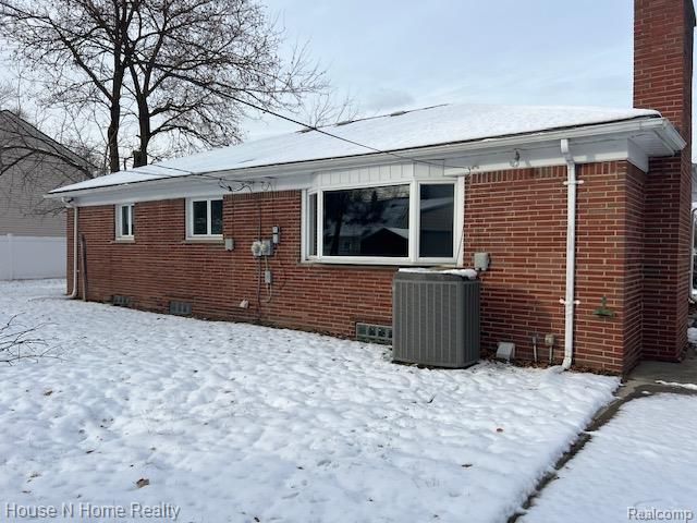 2500 E Hudson Avenue, Royal Oak, MI 48067