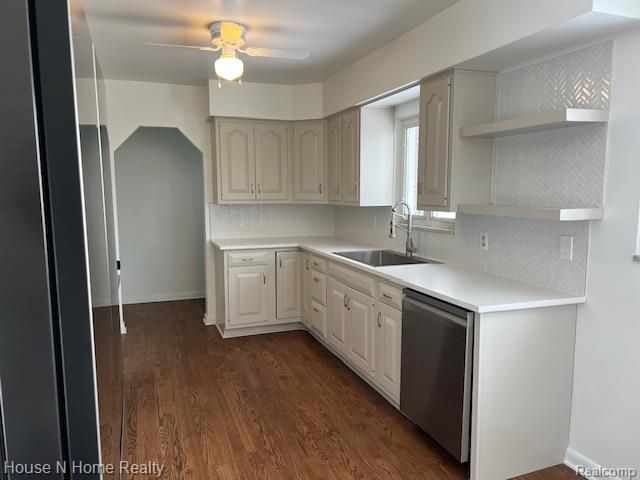 2500 E Hudson Avenue, Royal Oak, MI 48067