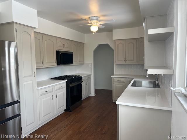 2500 E Hudson Avenue, Royal Oak, MI 48067