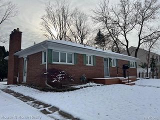 2500 E Hudson Avenue, Royal Oak, MI 48067
