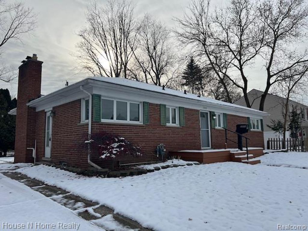 2500 E Hudson Avenue, Royal Oak, MI 48067