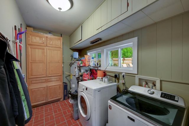 1518 Glen Rd, Kerrville, TX 78028