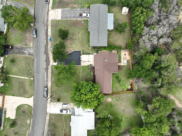 1518 Glen Rd, Kerrville, TX 78028