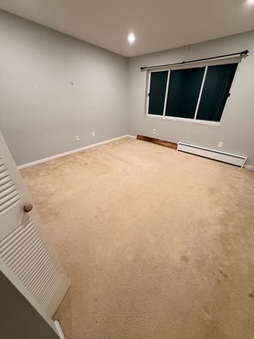 74 Beach St 2-11, Woburn, MA 01801