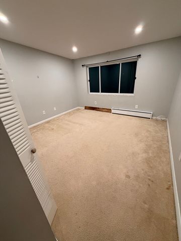 74 Beach St 2-11, Woburn, MA 01801