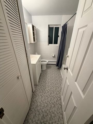 74 Beach St 2-11, Woburn, MA 01801