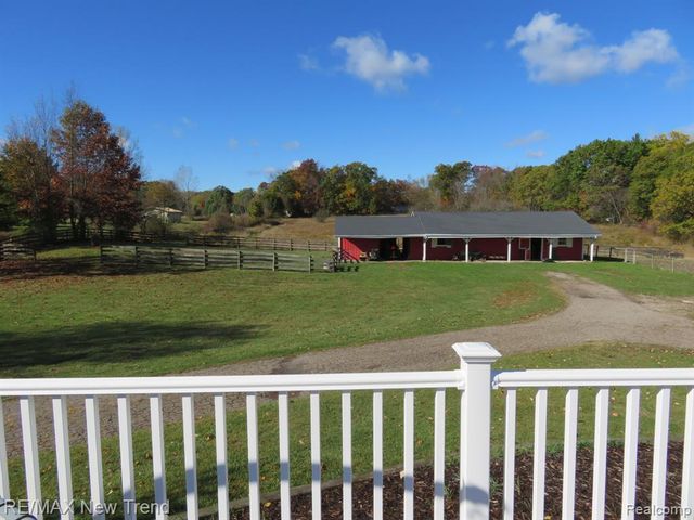 1656 S Lapeer Road, Lapeer, MI 48446