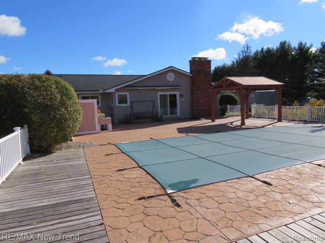 1656 S Lapeer Road, Lapeer, MI 48446