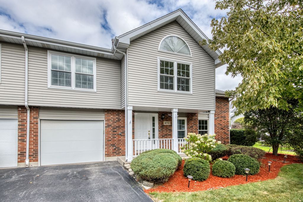 14710 Kenton Avenue, Midlothian, IL 60445