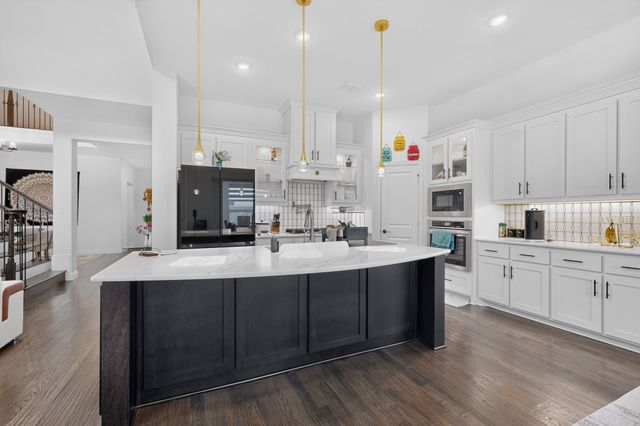 2905 Emerald Trace Drive, Denton, TX 76226