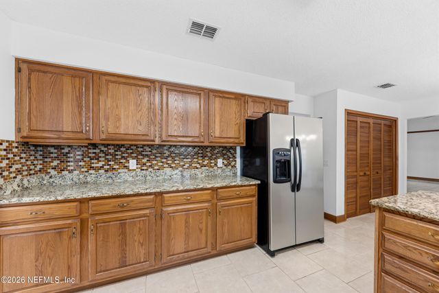 10428 CRYSTAL SPRINGS Road, Jacksonville, FL 32221