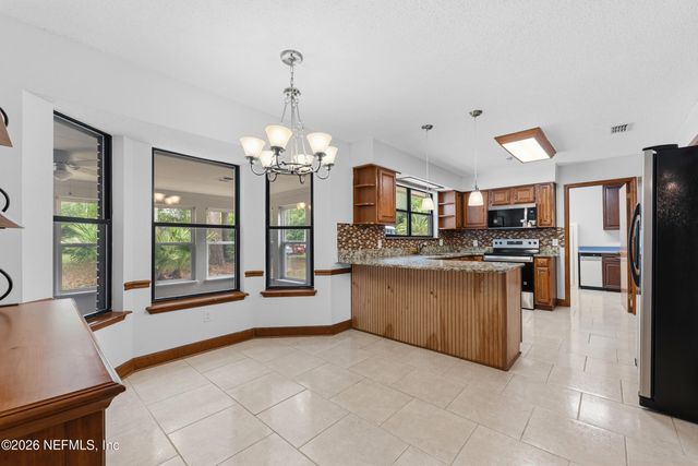 10428 CRYSTAL SPRINGS Road, Jacksonville, FL 32221