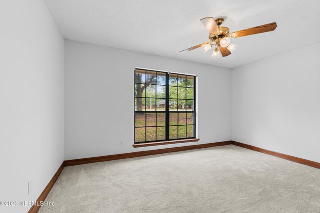 10428 CRYSTAL SPRINGS Road, Jacksonville, FL 32221