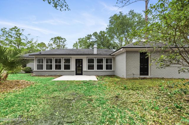 10428 CRYSTAL SPRINGS Road, Jacksonville, FL 32221