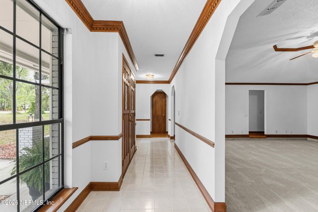 10428 CRYSTAL SPRINGS Road, Jacksonville, FL 32221