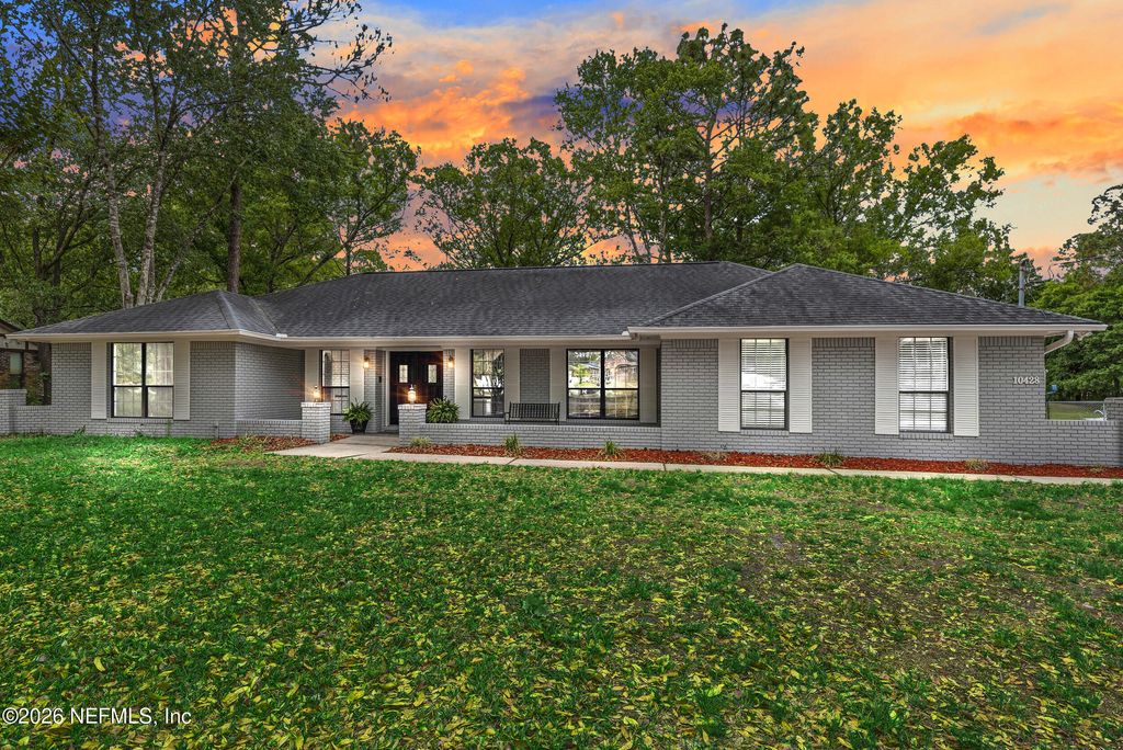 10428 CRYSTAL SPRINGS Road, Jacksonville, FL 32221