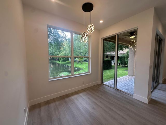 10702 NW 1st Court, Plantation, FL 33324