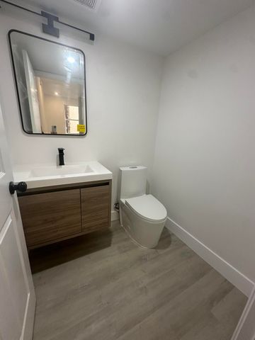 10702 NW 1st Court, Plantation, FL 33324