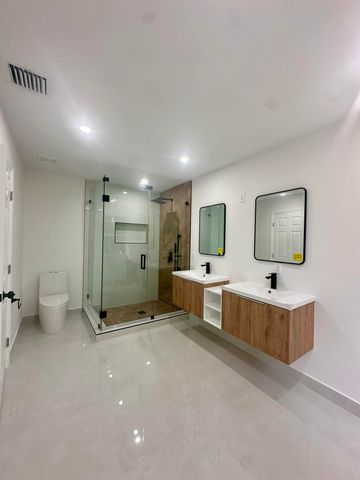 10702 NW 1st Court, Plantation, FL 33324