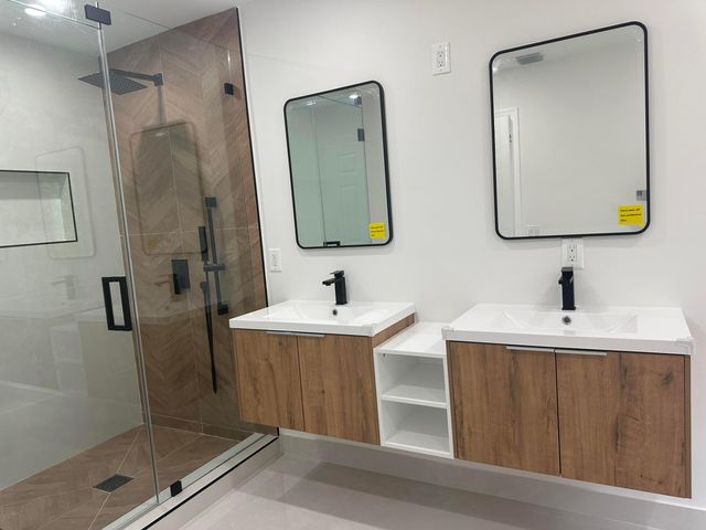 10702 NW 1st Court, Plantation, FL 33324